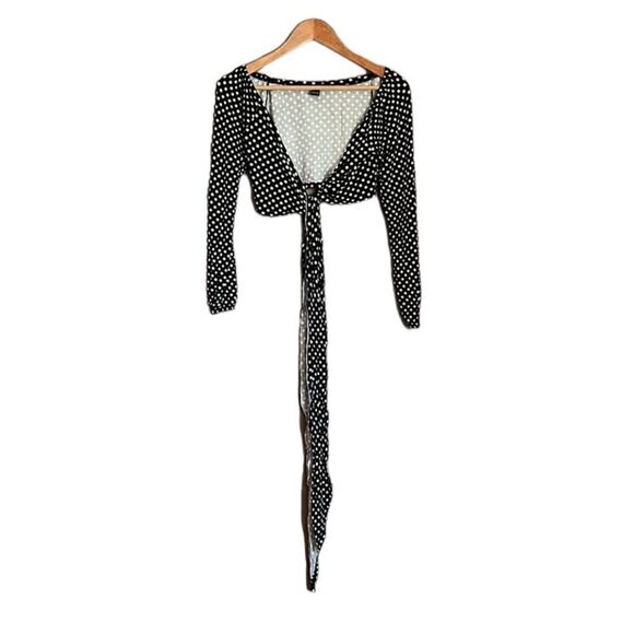 3 for $30! Revamped polka dot crop top‎ - Picture 8 of 10
